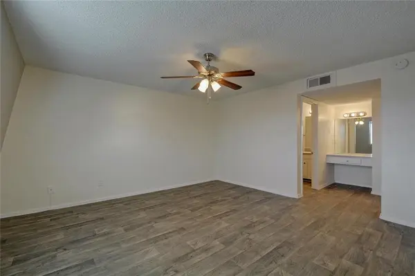1825 Wooten Park DR #101, Austin, TX 78757