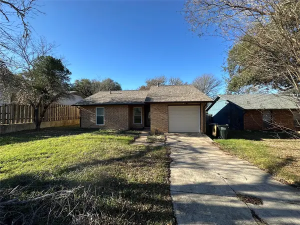 2025 Castle Gate CIR, San Marcos, TX 78666