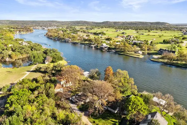 1922 Purple Sage LN, Kingsland, TX 78639