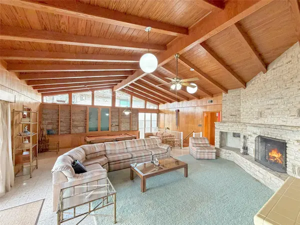 937 Hillcrest FRST, Canyon Lake, TX 78133