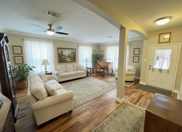17705 Mahonia LN, Elgin, TX 78621