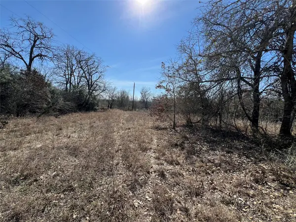 - S Hwy 183, Lockhart, TX 78640