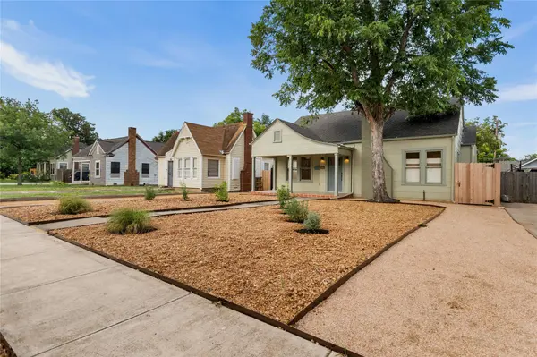 1914 W Magnolia Ave, San Antonio, TX 78201