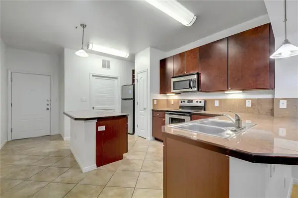 2505 San Gabriel ST #206, Austin, TX 78705