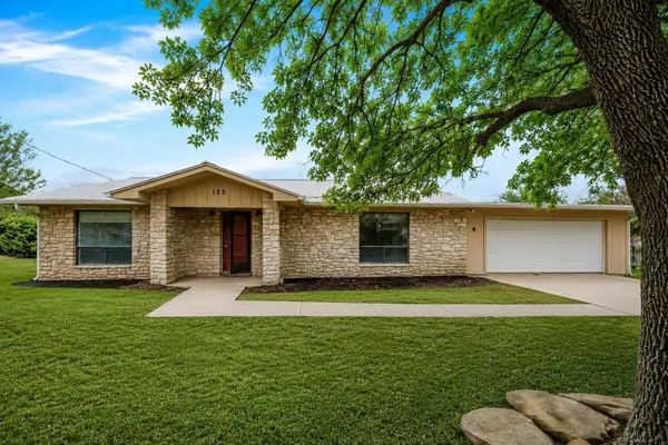 125 Winding WAY, Sunrise Beach, TX 78643
