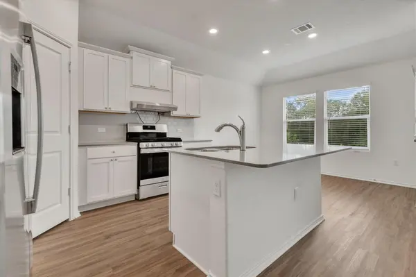 10721 Steinbeck DR, Austin, TX 78747