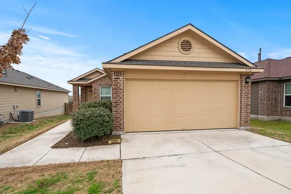 172 Lake GLN, San Marcos, TX 78666