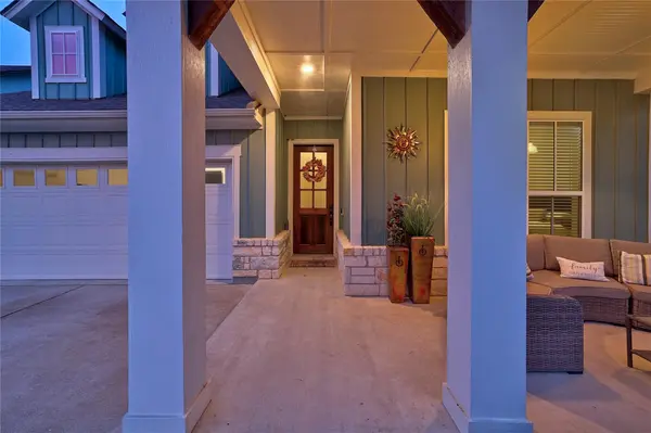 840 Hazy Hills LOOP, Dripping Springs, TX 78620