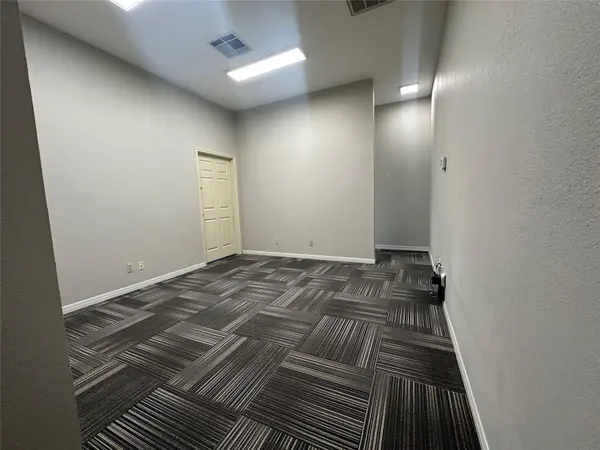 1823 Fortview RD #203, Austin, TX 78704