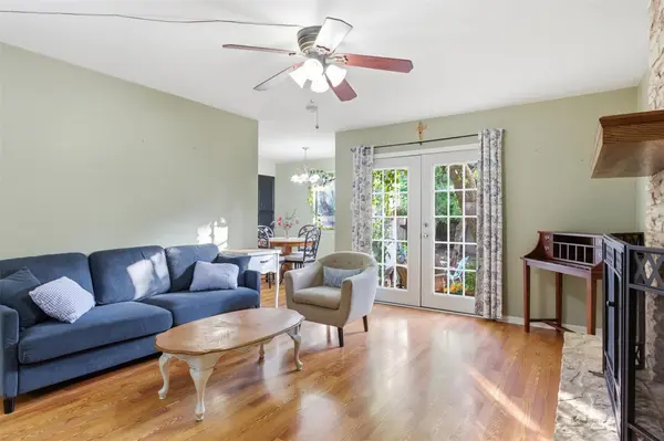 105 Norwood DR #B, Georgetown, TX 78628