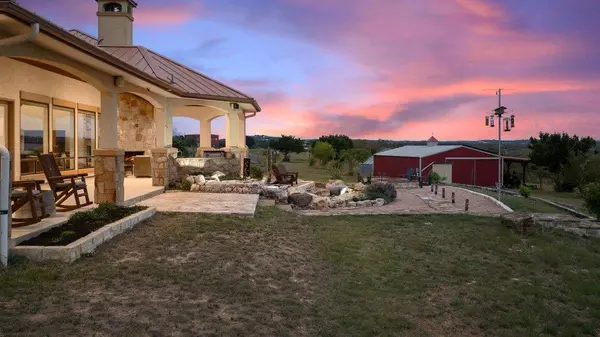 733 Dawn VW, Dripping Springs, TX 78620