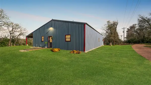 969 Private Road 7054, Gause, TX 77857