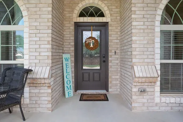 8302 Ginny LN, Killeen, TX 76542