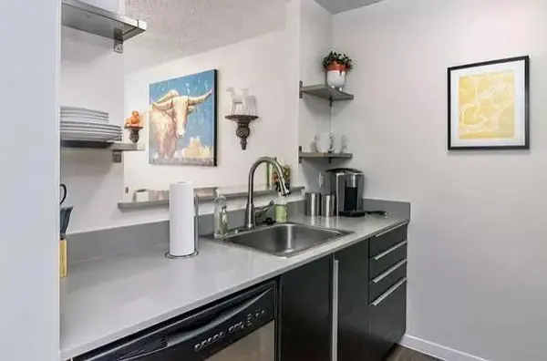 1915 Fairlawn LN #2, Austin, TX 78704