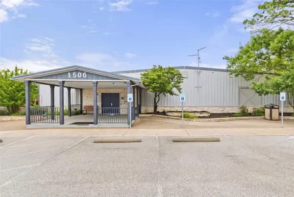 1506 N US HWY 281, Johnson City, TX 78636