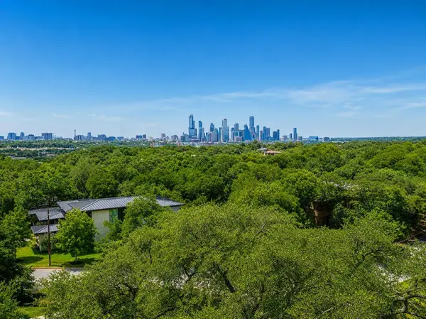 2805 Hatley DR, Austin, TX 78746