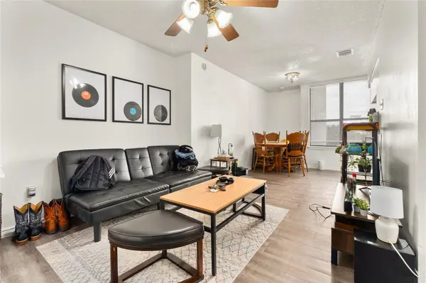 2409 Leon ST #307, Austin, TX 78705
