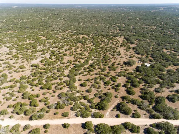 2010 SD24740, Rocksprings, TX 78880
