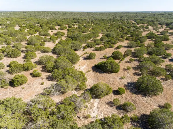 2010 SD24740, Rocksprings, TX 78880