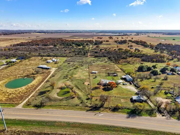 18751 State Highway 95, Holland, TX 76534