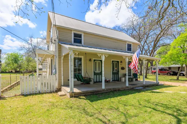 505 W San Antonio ST, Fredericksburg, TX 78624