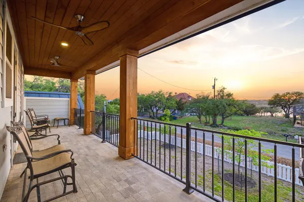 2551 Lakeshore DR, Canyon Lake, TX 78133