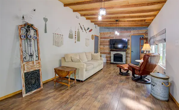 3205 Menchaca RD, Austin, TX 78704