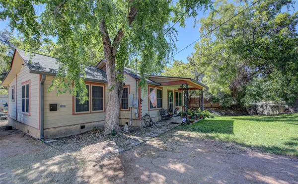 3205 Menchaca RD, Austin, TX 78704