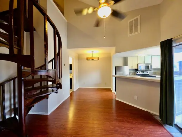 2500 Burleson RD #521, Austin, TX 78741