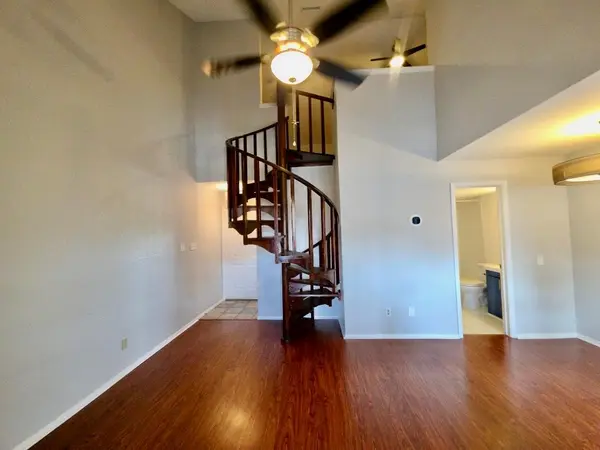 2500 Burleson RD #521, Austin, TX 78741