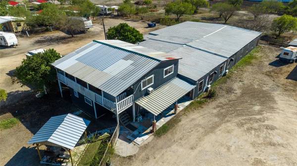 176 Co Rd 304, Orange Grove, TX 78372