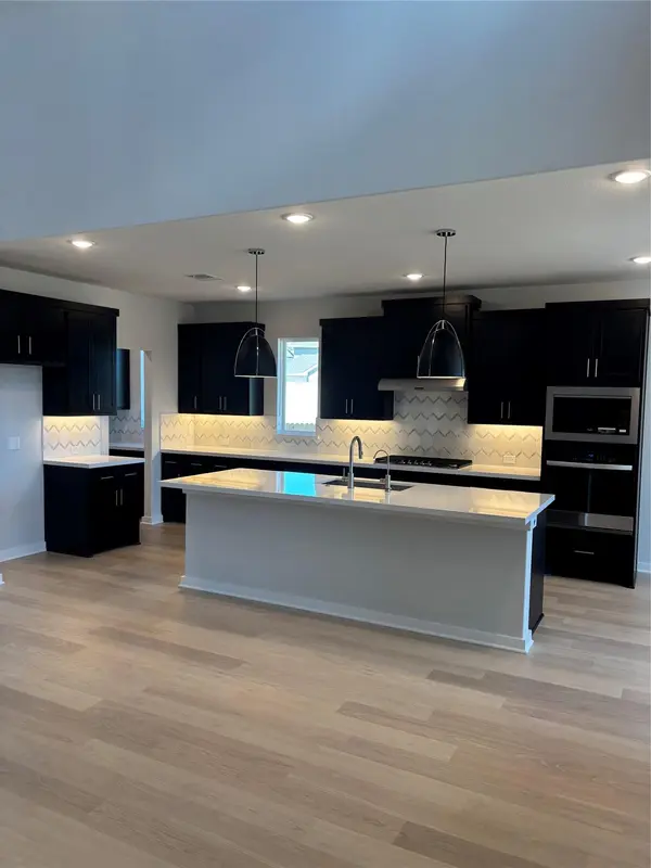 518 Los Aliso CT, Liberty Hill, TX 78642