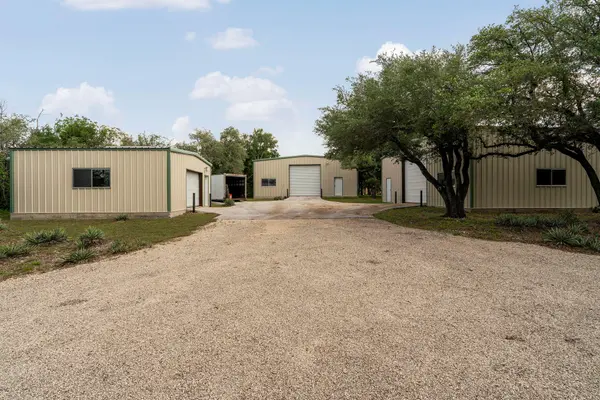 618 County Road 156, Granger, TX 76530