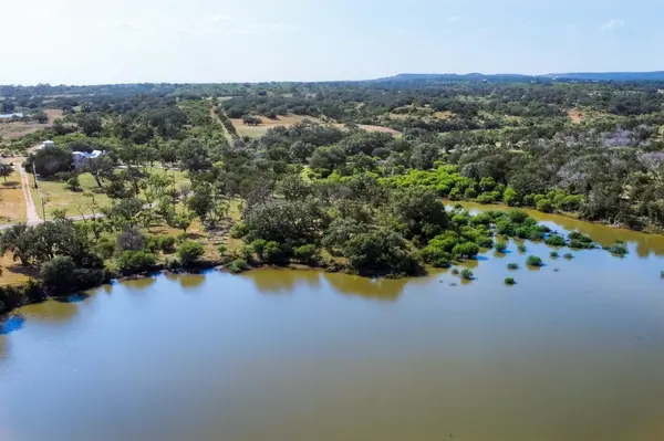 348 Chimney Cove DR, Marble Falls, TX 78654