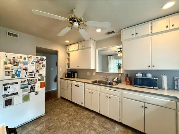 1609 W 11th ST, Austin, TX 78703