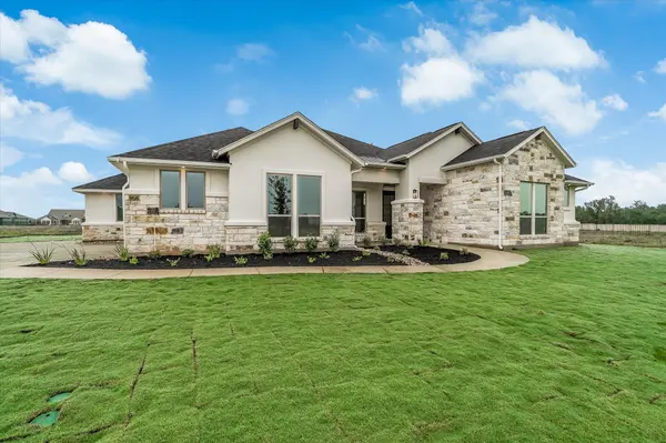 2869 Honeywood DR, Leander, TX 78641