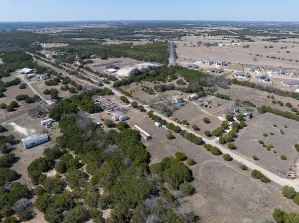 100 Phillip LN, Liberty Hill, TX 78642