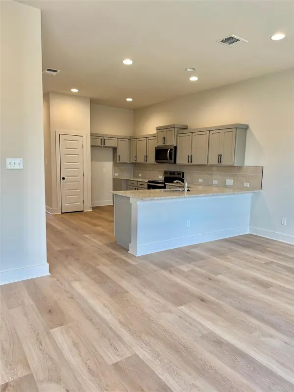 105 Zayd CT #A, Jarrell, TX 76537