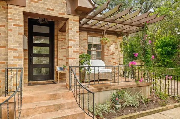 708 Sparks Ave, Austin, TX 78705