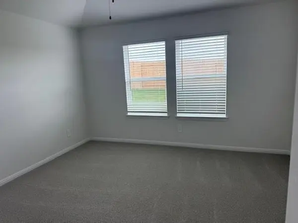 112 Hayburner RD, Burnet, TX 78611