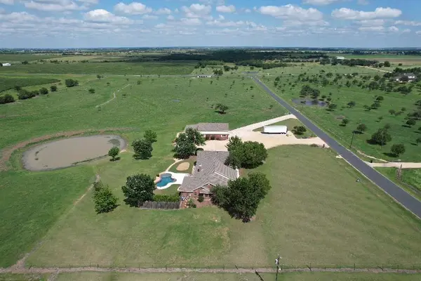 651 County Road 497, Taylor, TX 76574