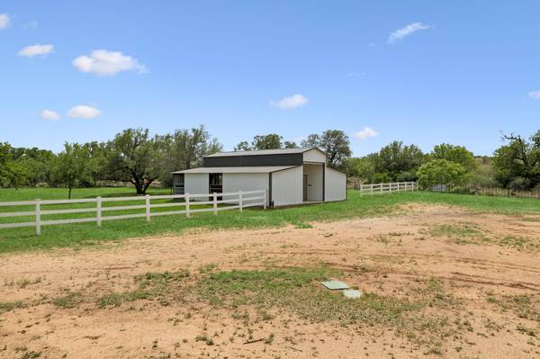 1450 Fm 2342, Kingsland, TX 78639