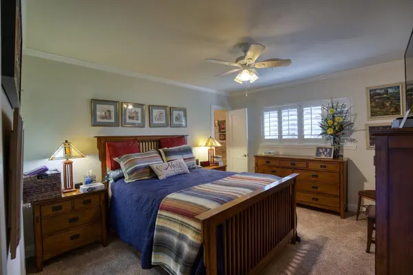 213 Lakeview, Sunrise Beach, TX 78643