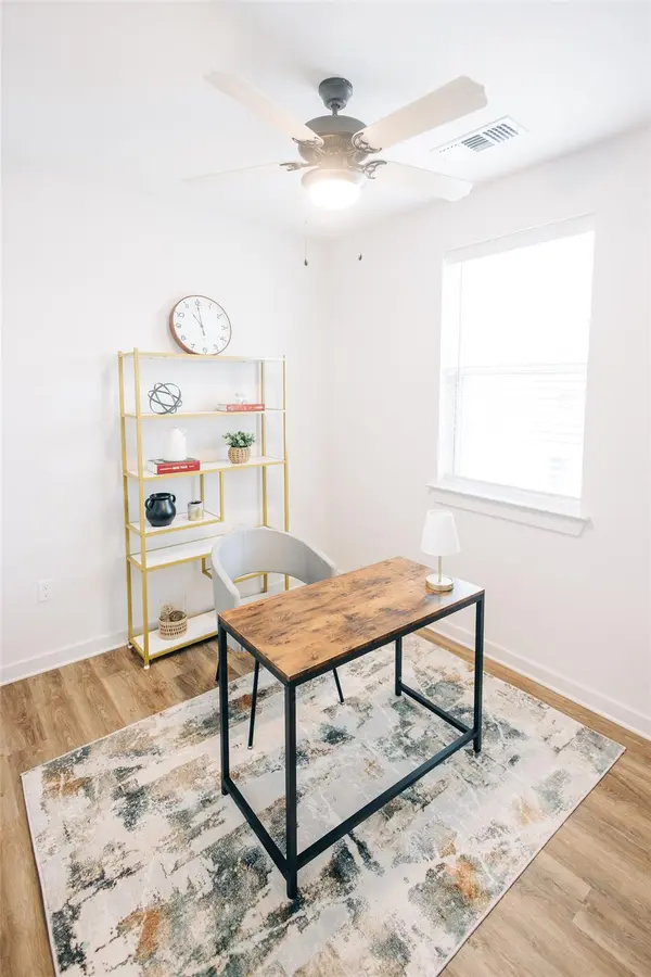 7051 Meadow Lake BLVD #10103, Austin, TX 78744