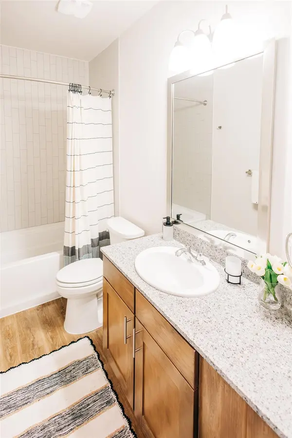 7051 Meadow Lake BLVD #10103, Austin, TX 78744