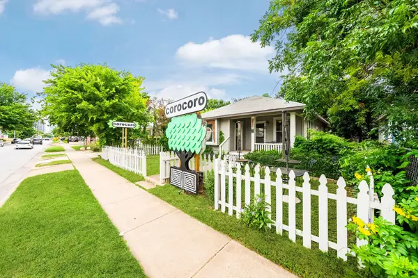 2032 E Cesar Chavez ST, Austin, TX 78702