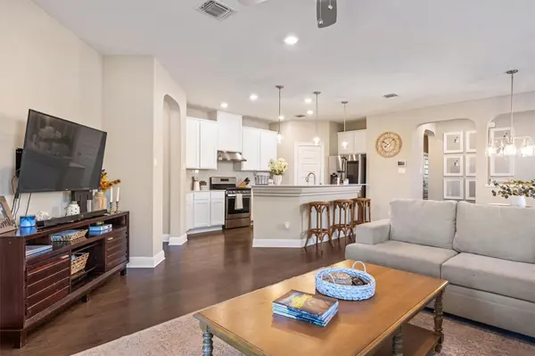 101 Muenster DR #154, Hutto, TX 78634
