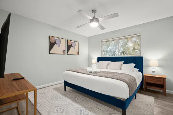 6812 S Congress Ave #110, Austin, TX 78745