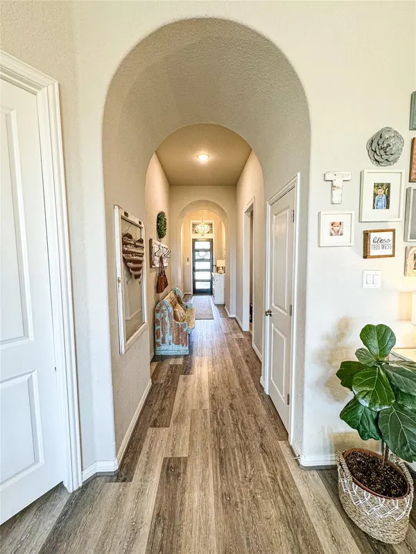 7609 Turnback Ledge TRL, Lago Vista, TX 78645