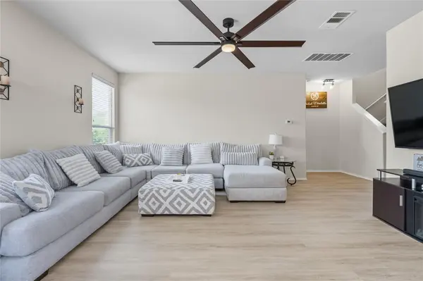 381 Bloomsbury DR, Kyle, TX 78640